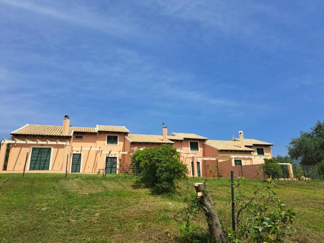 Epta Karpi Complex Of 7 Luxury