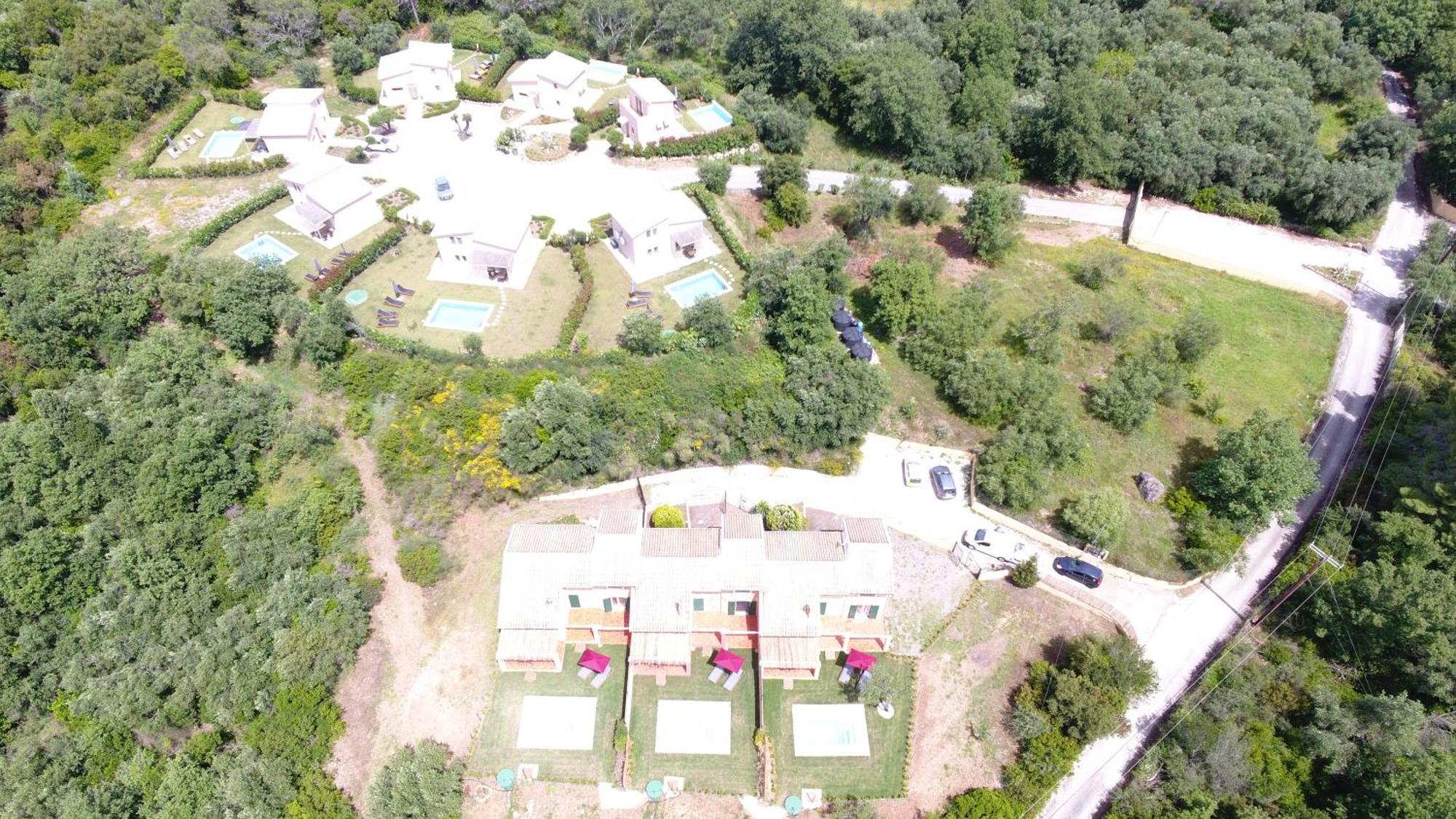 Epta Karpi Complex Of 7 Luxury