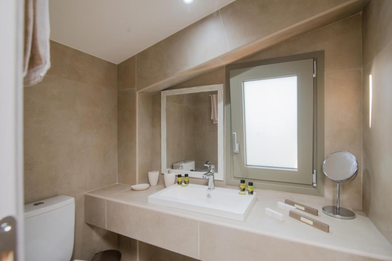 Epta Karpi Complex Of 7 Luxury Skriperon