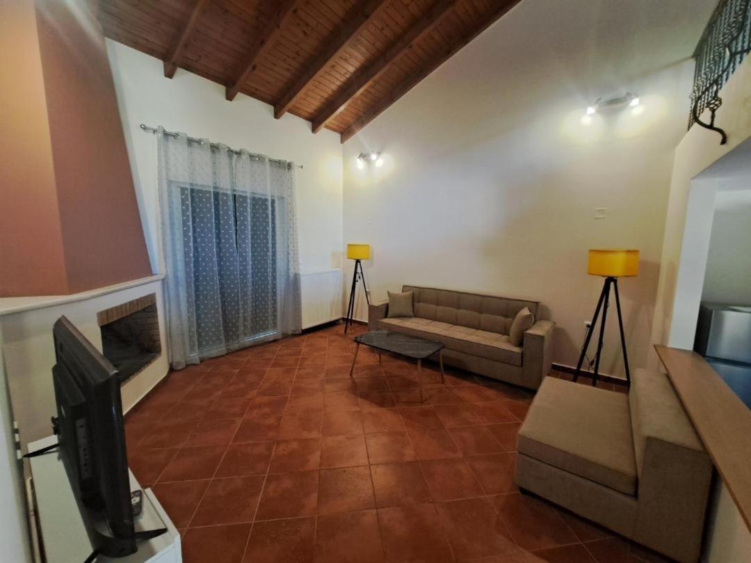Epta Karpi Complex Of 7 Luxury Skriperon
