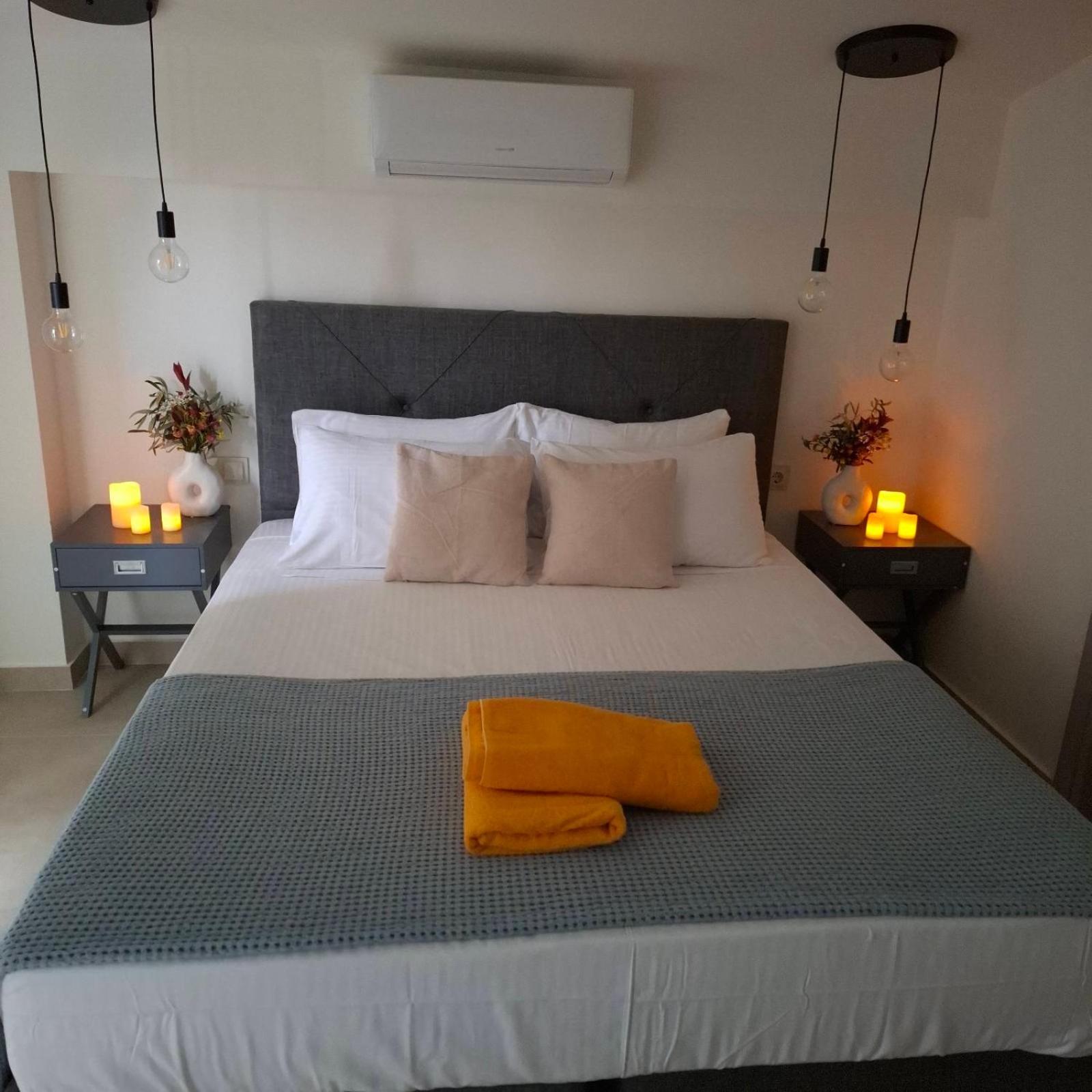 Epta Karpi Complex Of 7 Luxury Skriperon